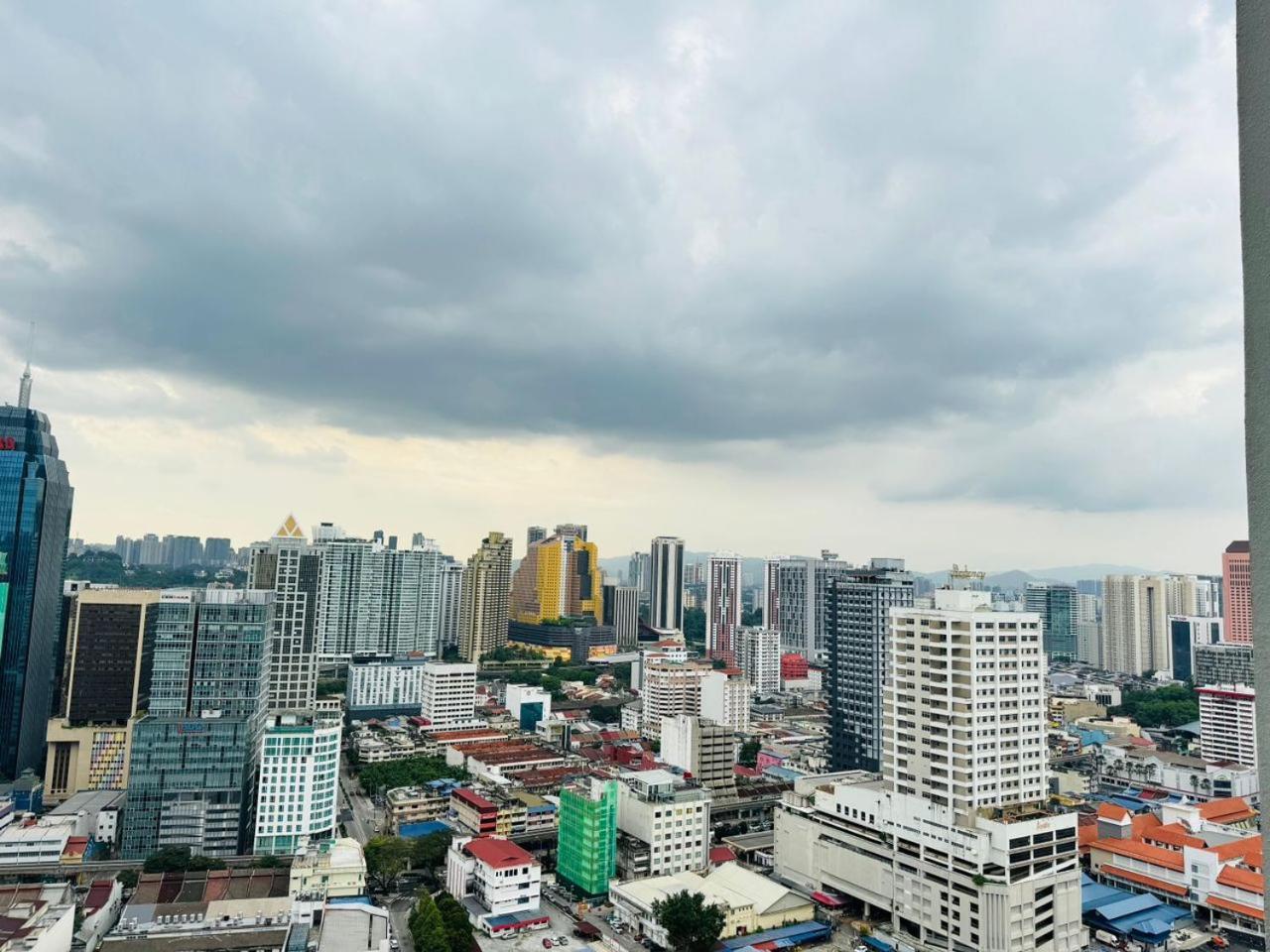 Appartamento The Luxe Colony Klcc Kuala Lumpur Esterno foto