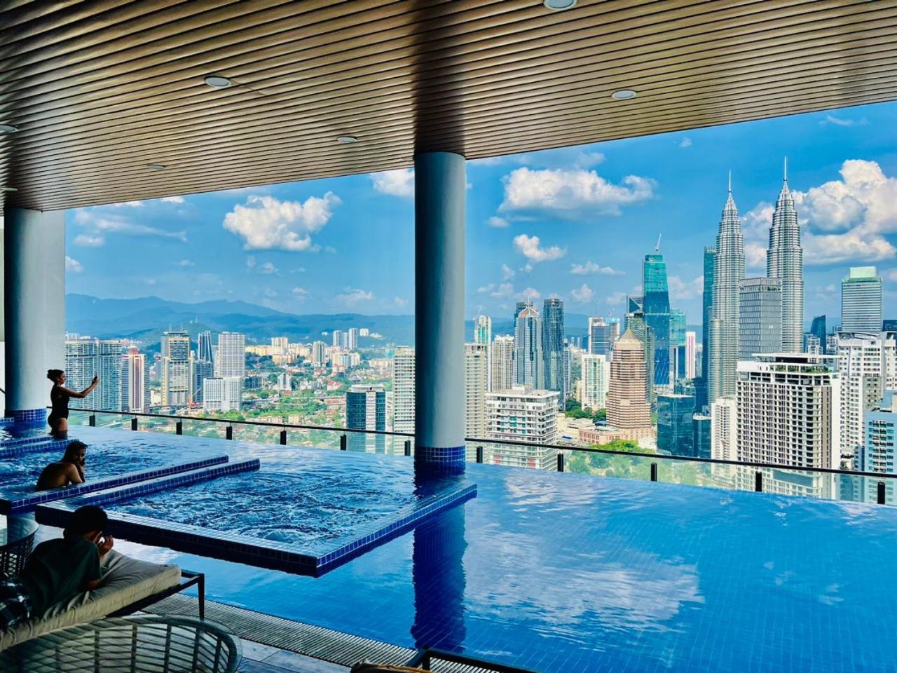 Appartamento The Luxe Colony Klcc Kuala Lumpur Esterno foto