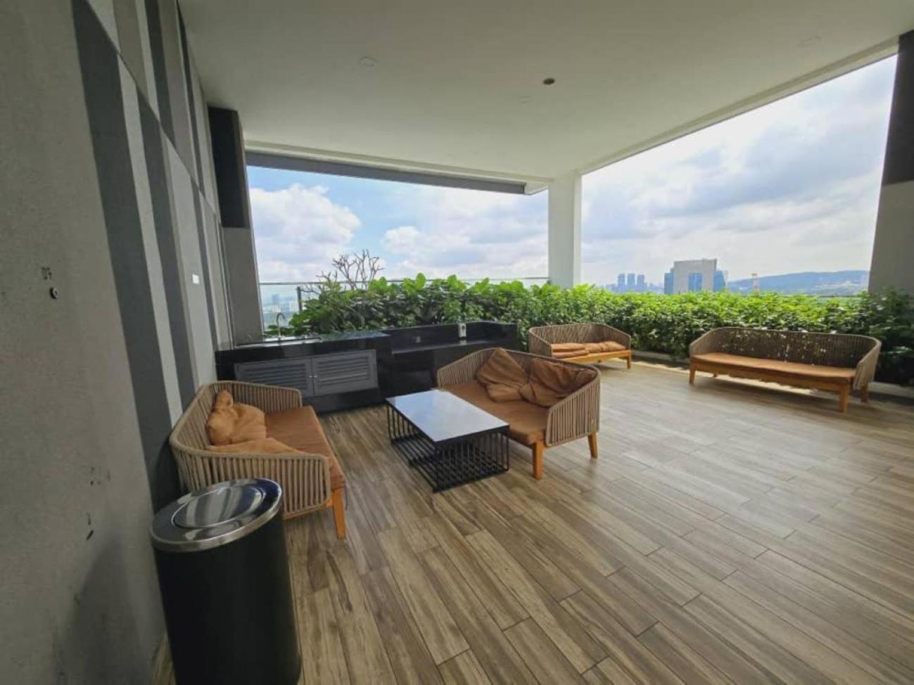 Appartamento The Luxe Colony Klcc Kuala Lumpur Esterno foto